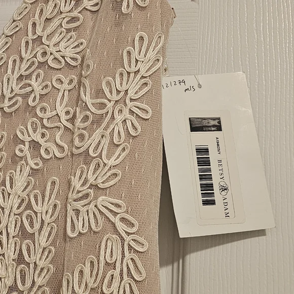 Betsy & Adam's New glamorous gown Ivory And Nude Sz S/M - Picture 6 of 13